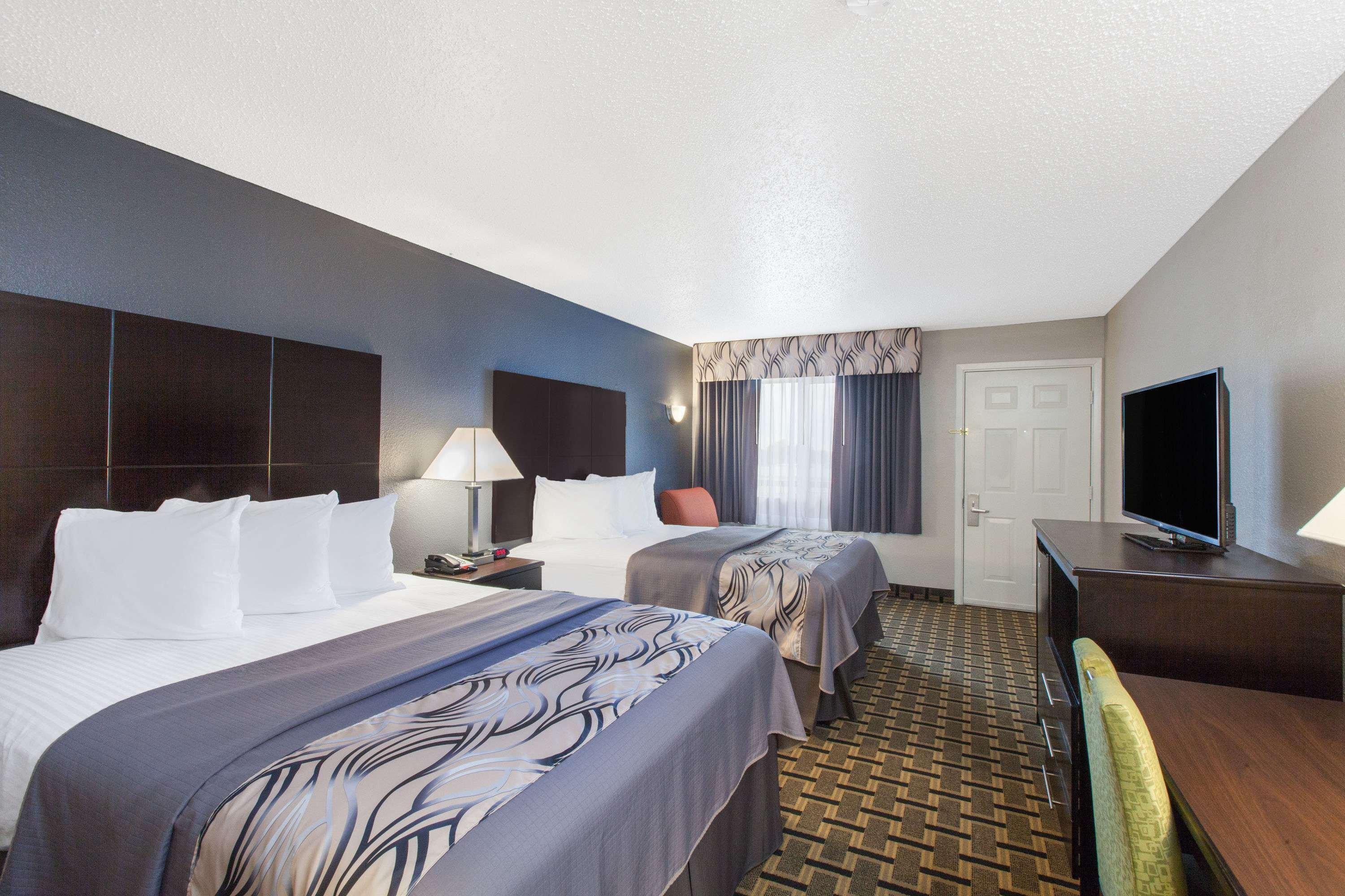 Days By Wyndham Hotel Ennis